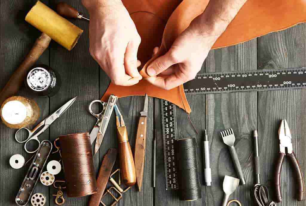 Leather Clout: Excellence in Custom Leather Craftsmanship