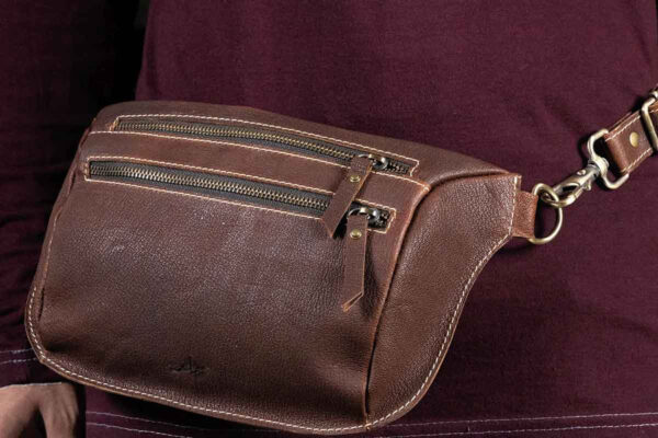 Chocolate-Brown Crossbody Fanny leather bag